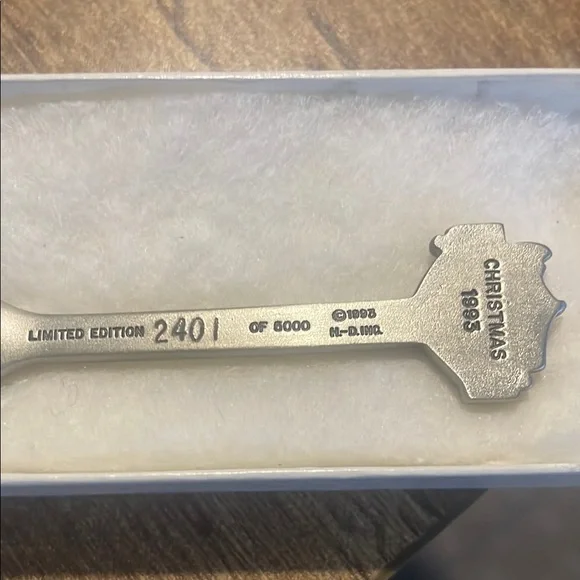 Harley-Davidson 1993 Christmas Decorative Spoon GUC - Picture 4 of 6